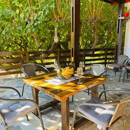 Thomas House Nyaraló