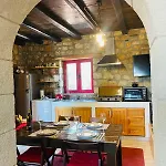Thomas House Nyaraló *